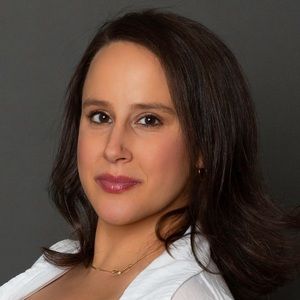 Meet your Posher, Carrie